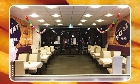 Het interieur van Patat enzo in Dronten